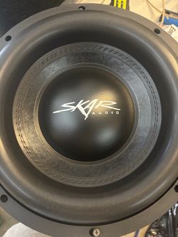 Skar VXF 12” Dual 2ohm 1500 watt RMS MINT