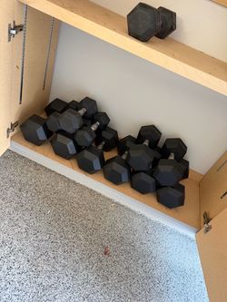 ROGUE weight set - rubber hex dumbbells