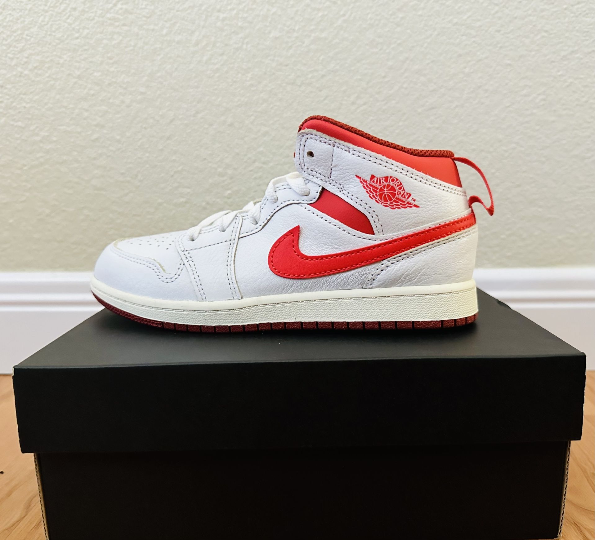 Nike Jordan 1 MID SE