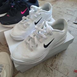 White Nike Air Qx