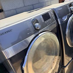 Samsung Front Load Washer & Dryer Set – Steam / VRT – Needs Cleaning