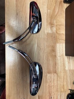 Harley Davidson mirrors.