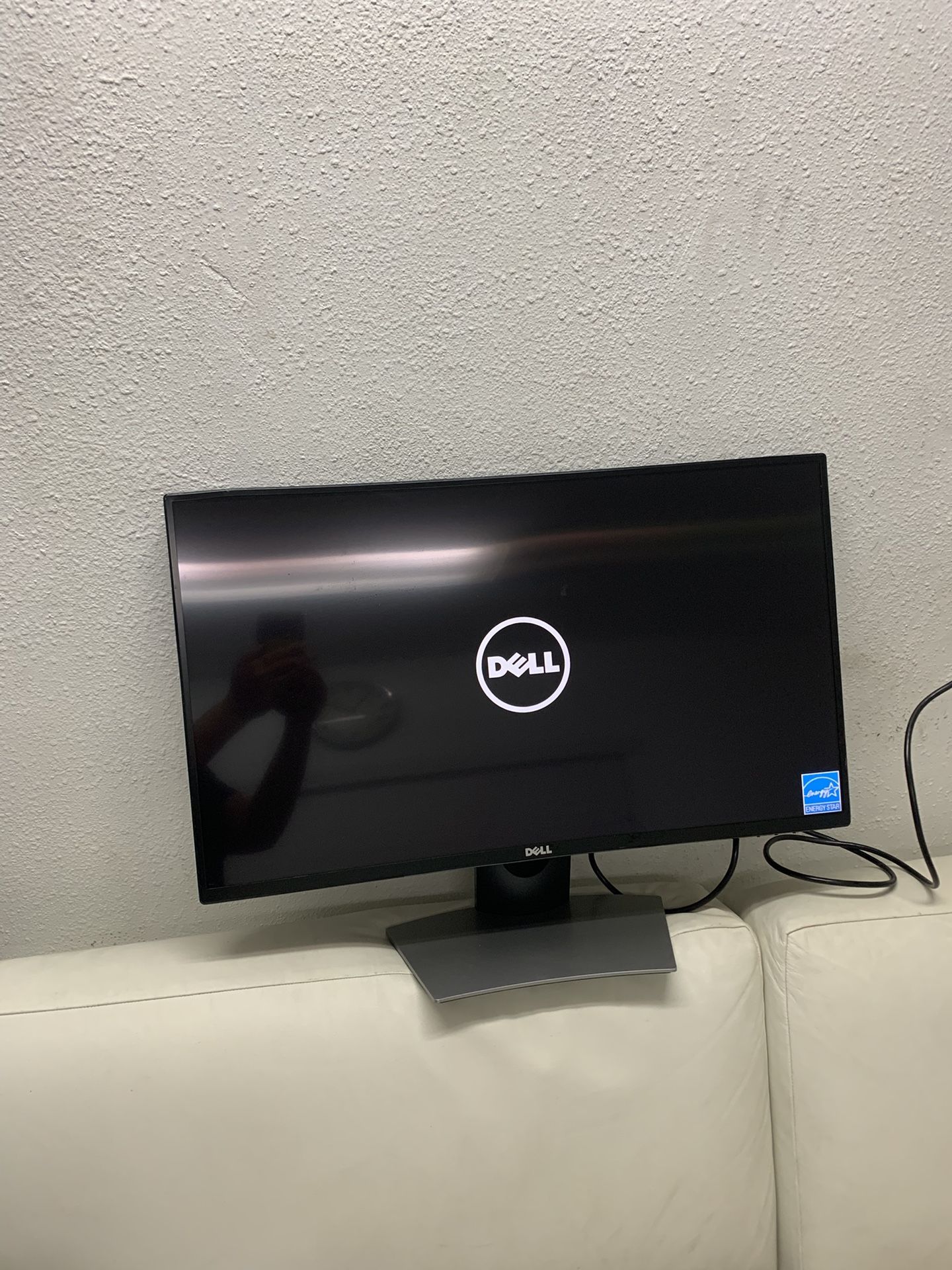 Dell Monitor 27 Inches/ Dell SE2716H/  With 2 HDMI Ports 