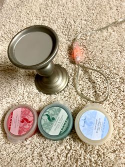 Candlestick warmer with scent pods