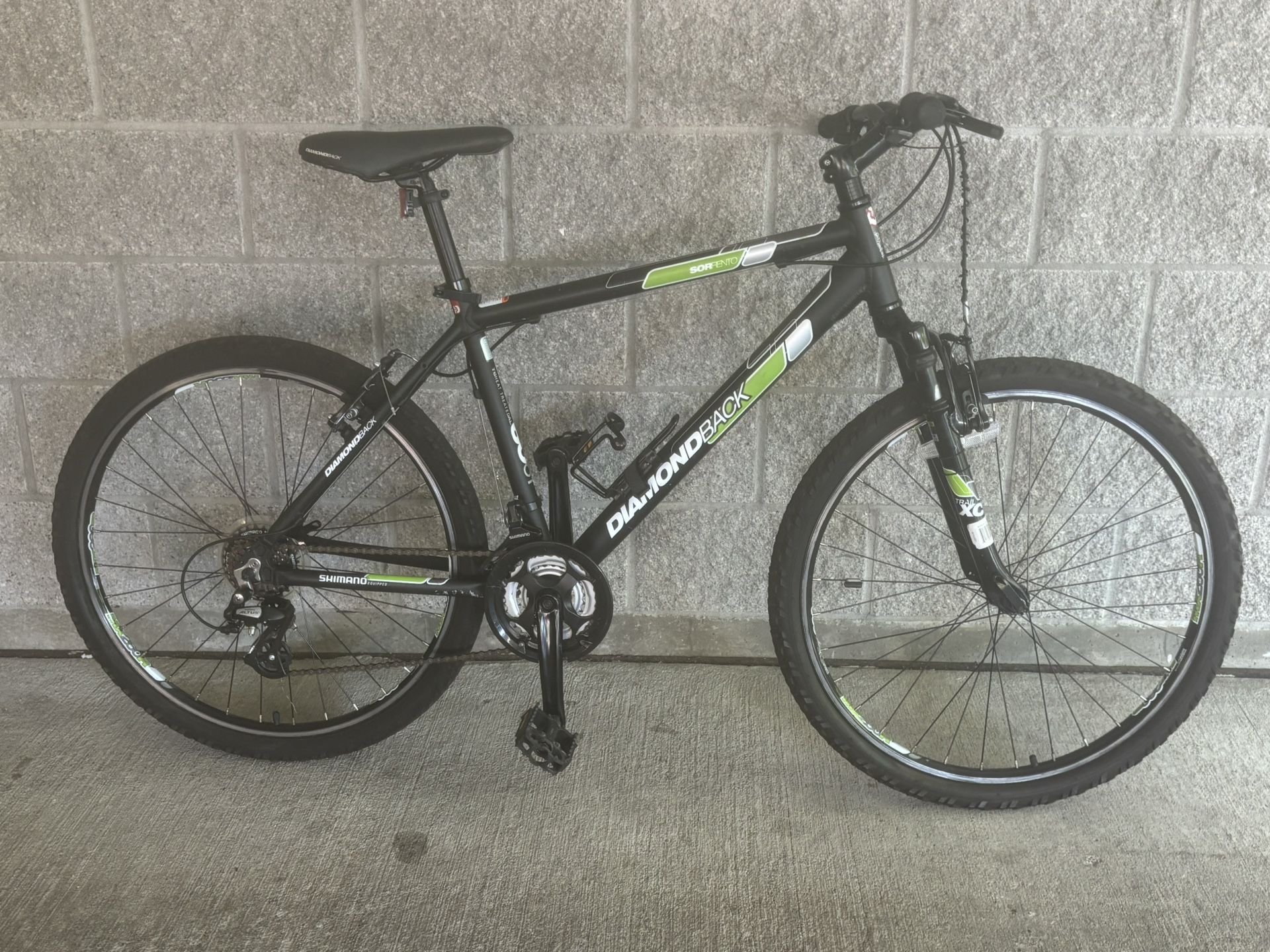 Diamondback Sorrento mountain bike.