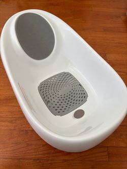 Baby bathtub
