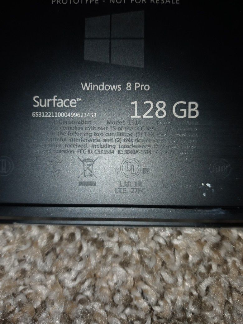 Surface Pro Gen 1 Needs lcd screen and charger
