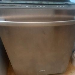 Dishwasher Can DELIVER READ DESCRIPTION 