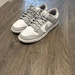 nike dunk lows size 10