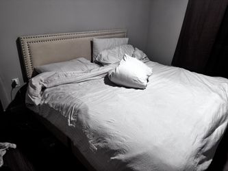 King Size Bed And Mattress 4 Months Old With Drawer Space