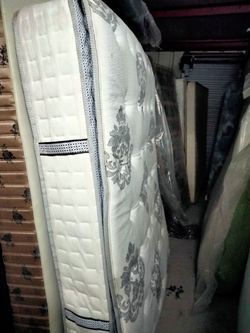 Full Size Sealy Mattress 