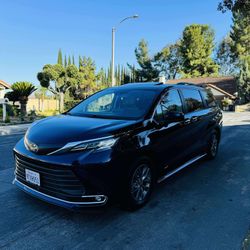 2021 Toyota Sienna