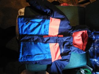 Boys Winter Snow Jacket Size 2-4t