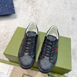 Gucci sneakers