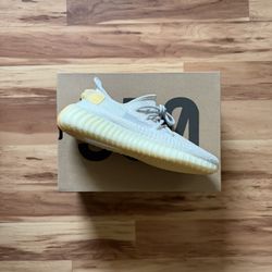 Adidas Yeezy Boost 350 V2 Light Size 8.5 