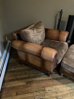 Peter Andrew’s Chair And Half 