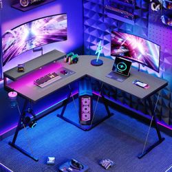 GAMING TABLE SET UP BRAND NEW 