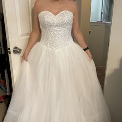 Wedding Dress 