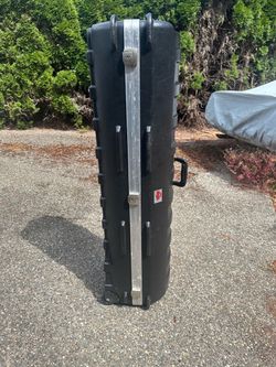 SKB Golf Travel case