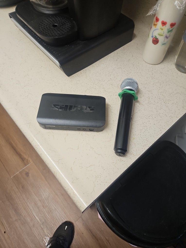 Shure BLX 4  PG58