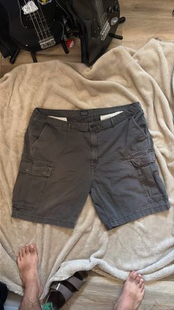 Several Pieces of Clothes for sale,  (INDIVIDUAL PRICES AND SIZES IN DESCRIPTION)