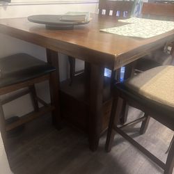 Dinning Table 4-6