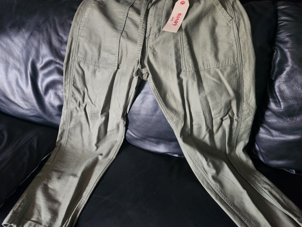 Levi's Pants