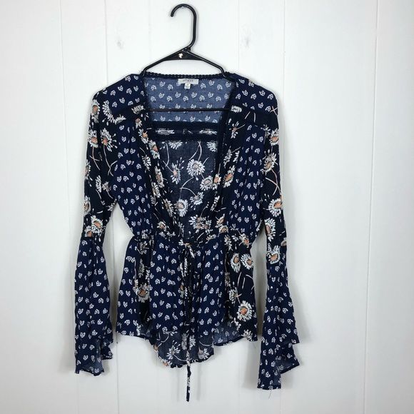 Umgee Floral Bell Sleeve Kimono Sz M