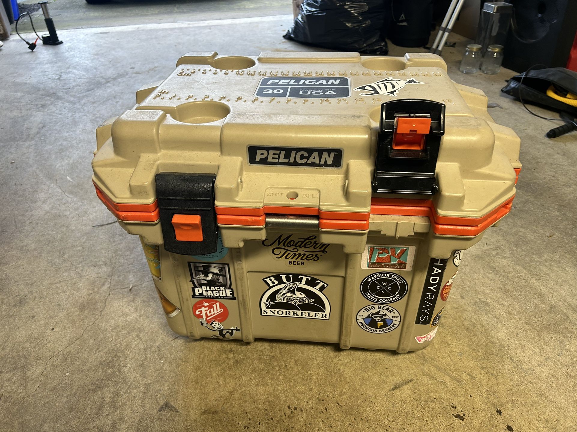 Pelican cooler 30qt