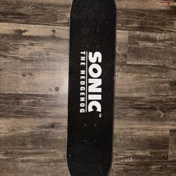 Sonic Skateboard