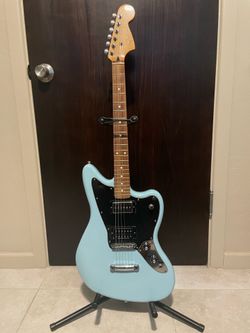 Guitar: Fender Special Edition Player Jaguar HH Daphne Blue 2018