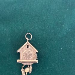 18k real gold cuckoo clock pendant, solid gold 3grams (price firm)