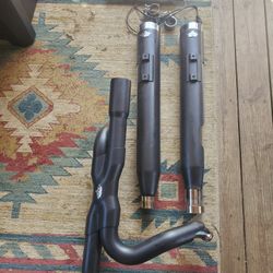 Vance N Hines Off 2020 Street Glide.  Excellent Condition 