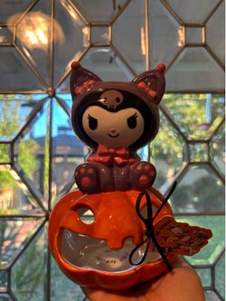 kuromi candle holder / ceramic