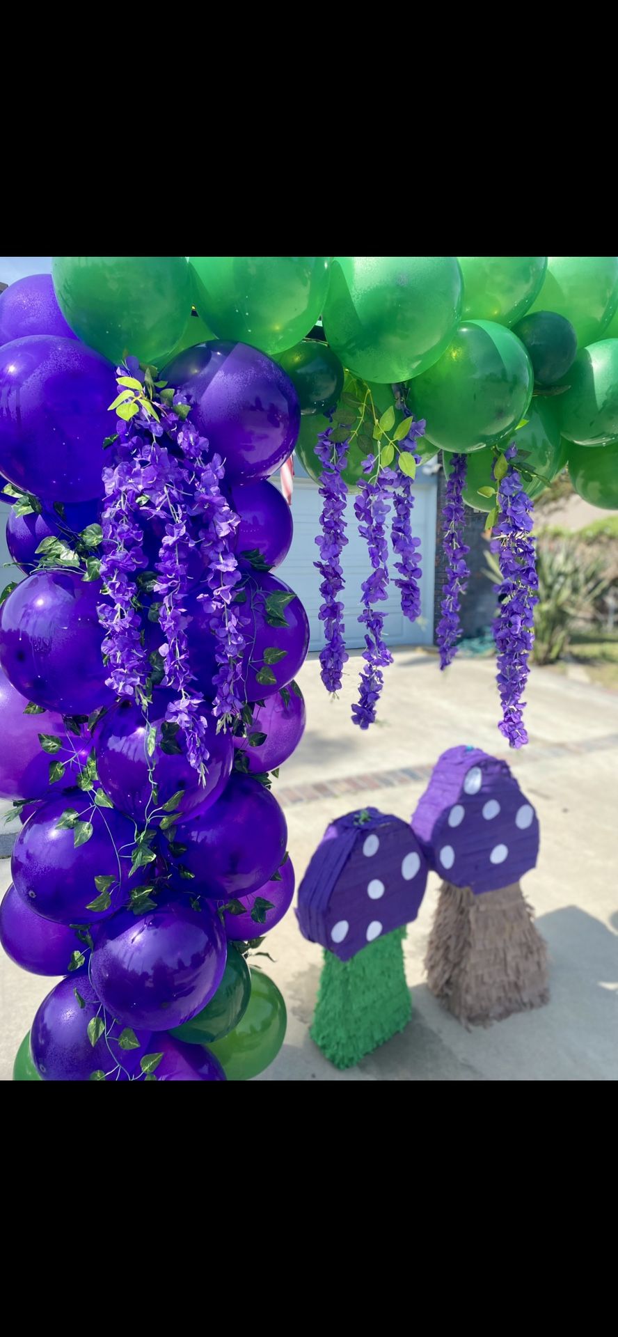 Customized Balloons & Piñata’s