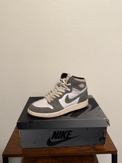 Nike Air Jordan 1 Retro High OG Grey
