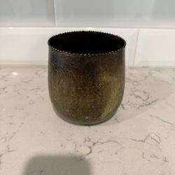 Creative Co-Op Distressed Brass Metal Pot Planter Planter with Rim Beading