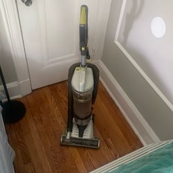 Vacuum Cleaner 