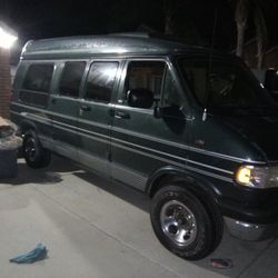 1995 Dodge Ram Van