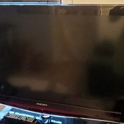 Flat Screen Samsung 40" TV