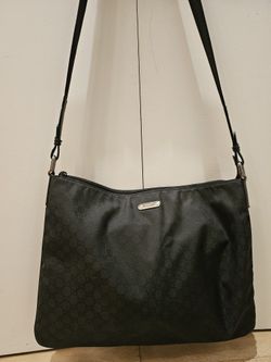 Gucci GG Canvas messenger bag Used