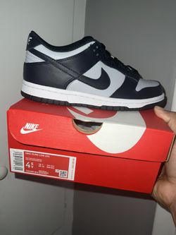 Georgretown Dunks 4.5 $200