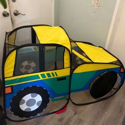 Playhut School Bus Pop-Up Play Ten