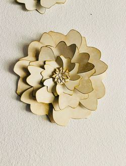 Beige metal art wall flowers