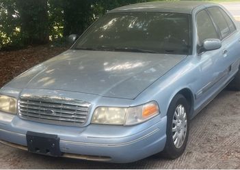 2001 Ford Crown Victoria