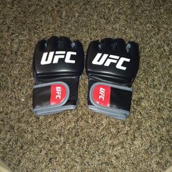 Ufc Gloves  For Kids 10 And Up