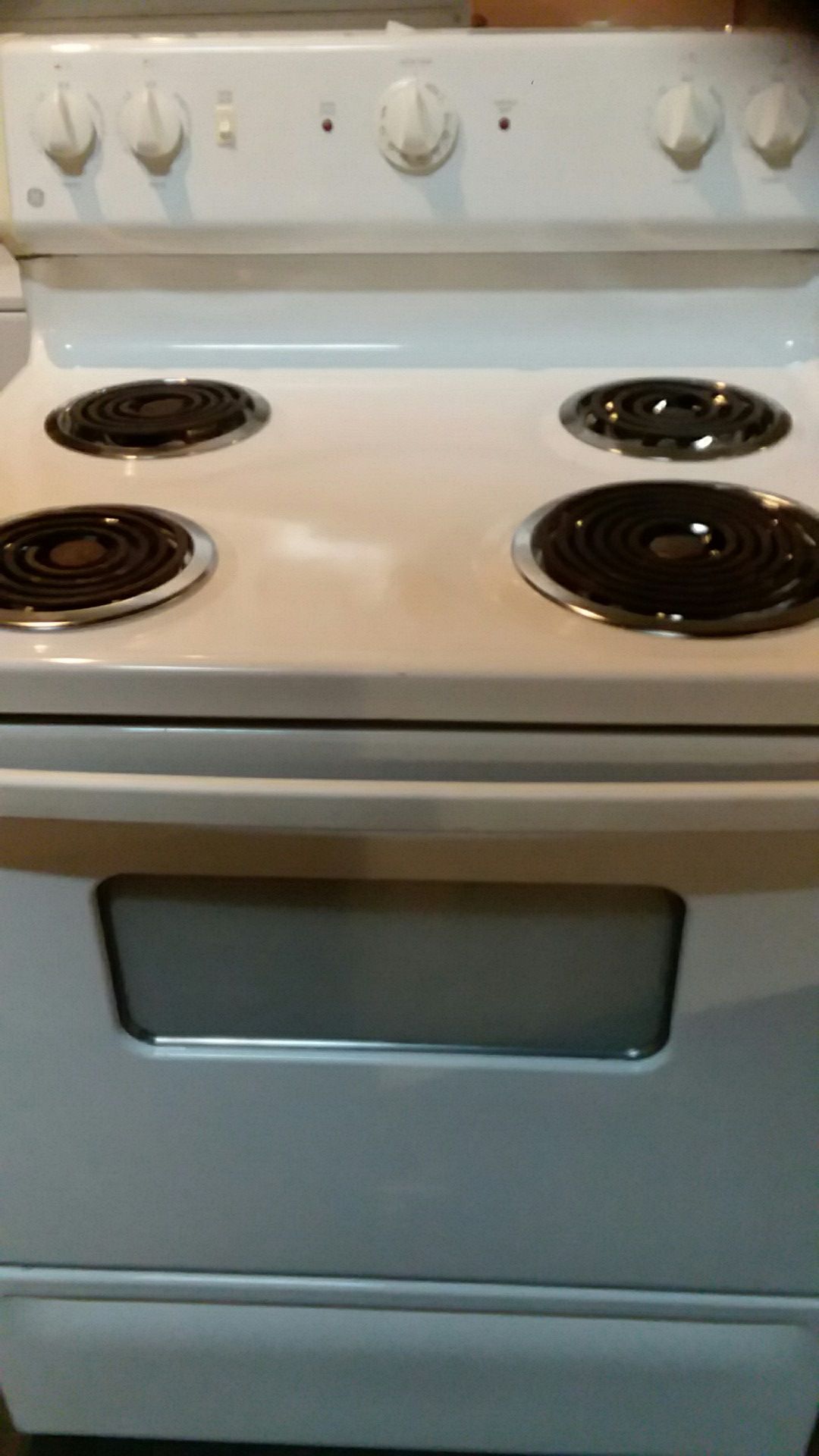 GE electric stove