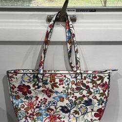 Vera Bradley tote bag