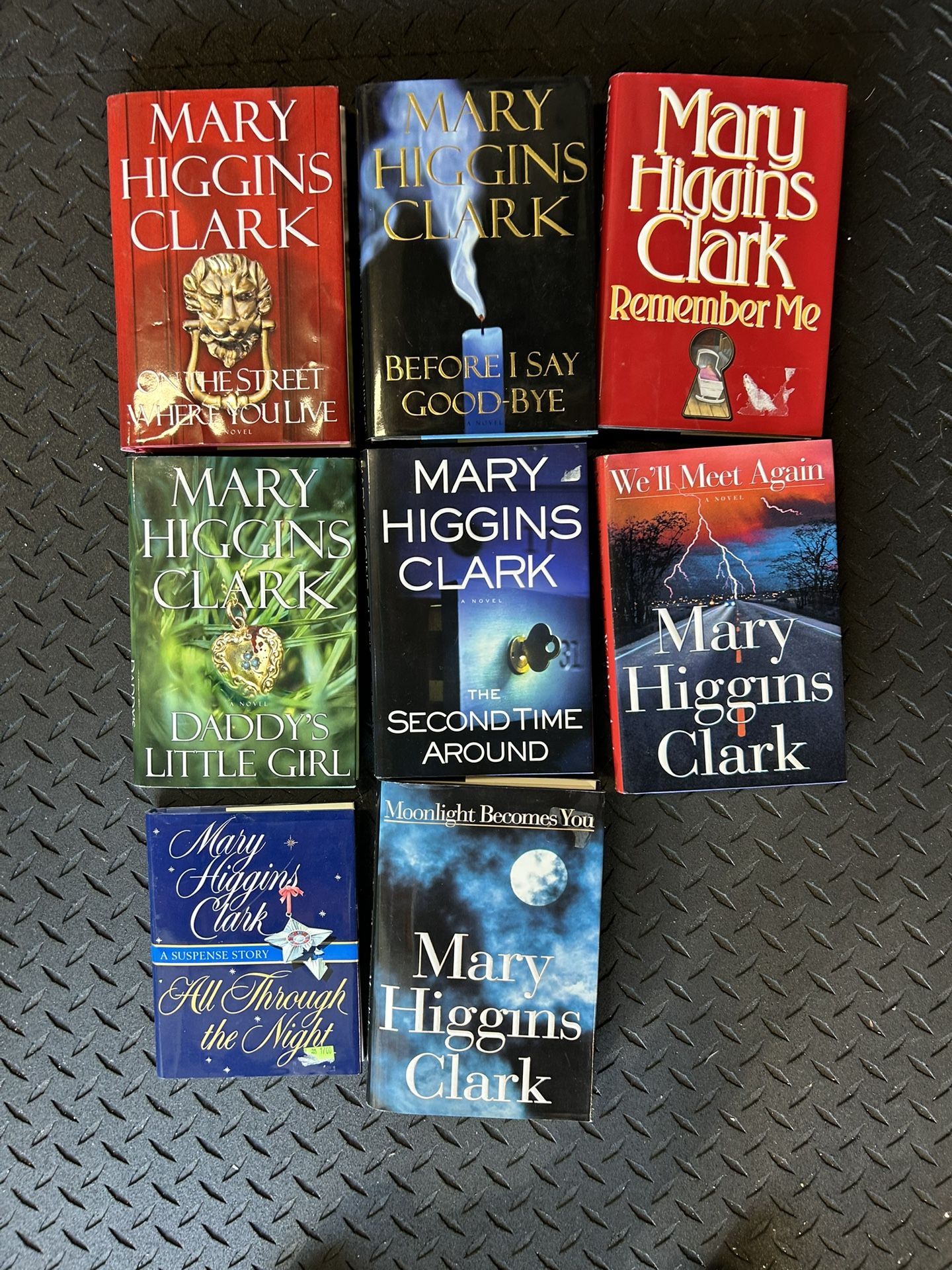 Mary Higgins Clark Books Lot Of 8