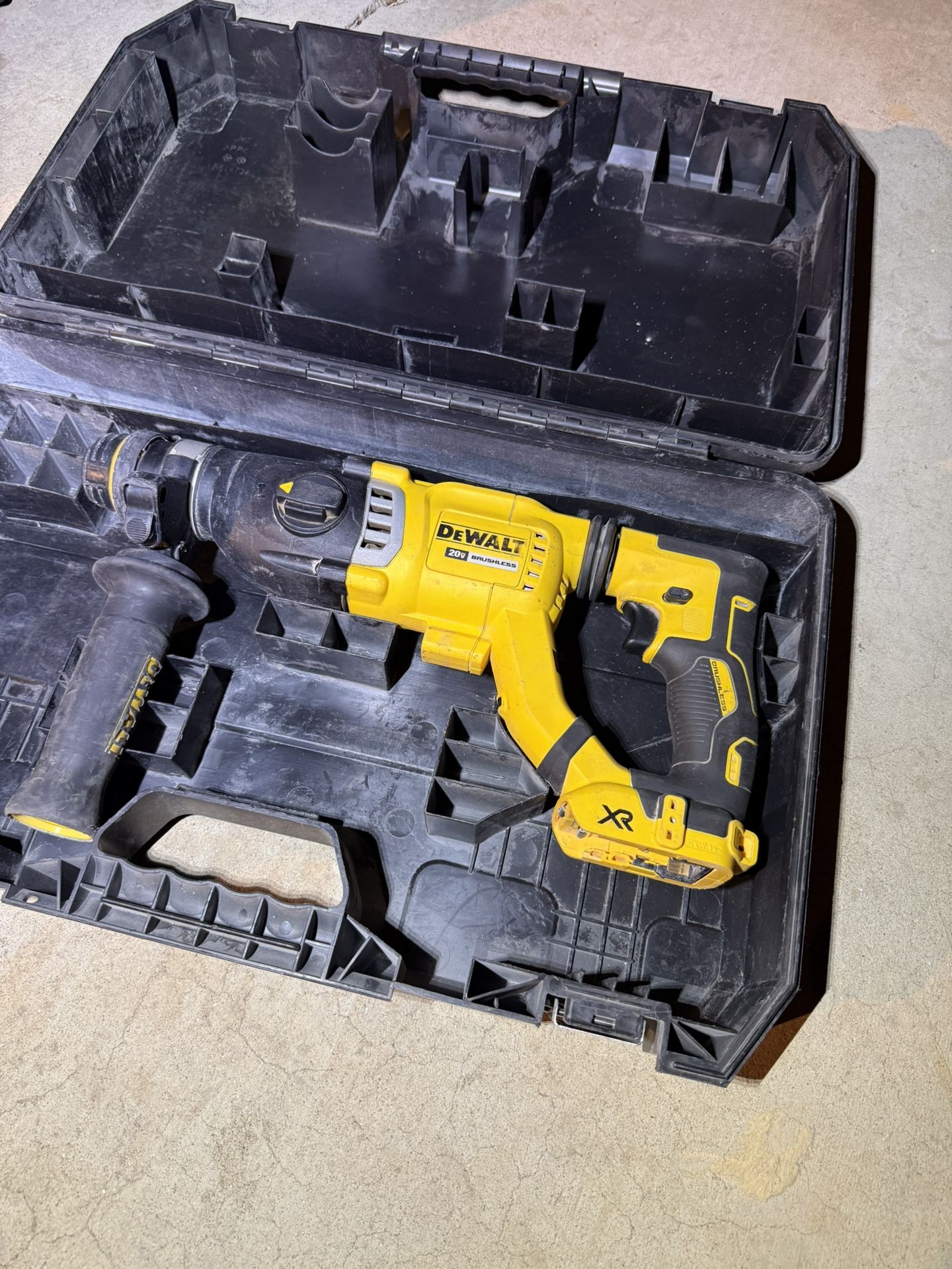 Dewalt Brushless Xr SDs Plus Hammer